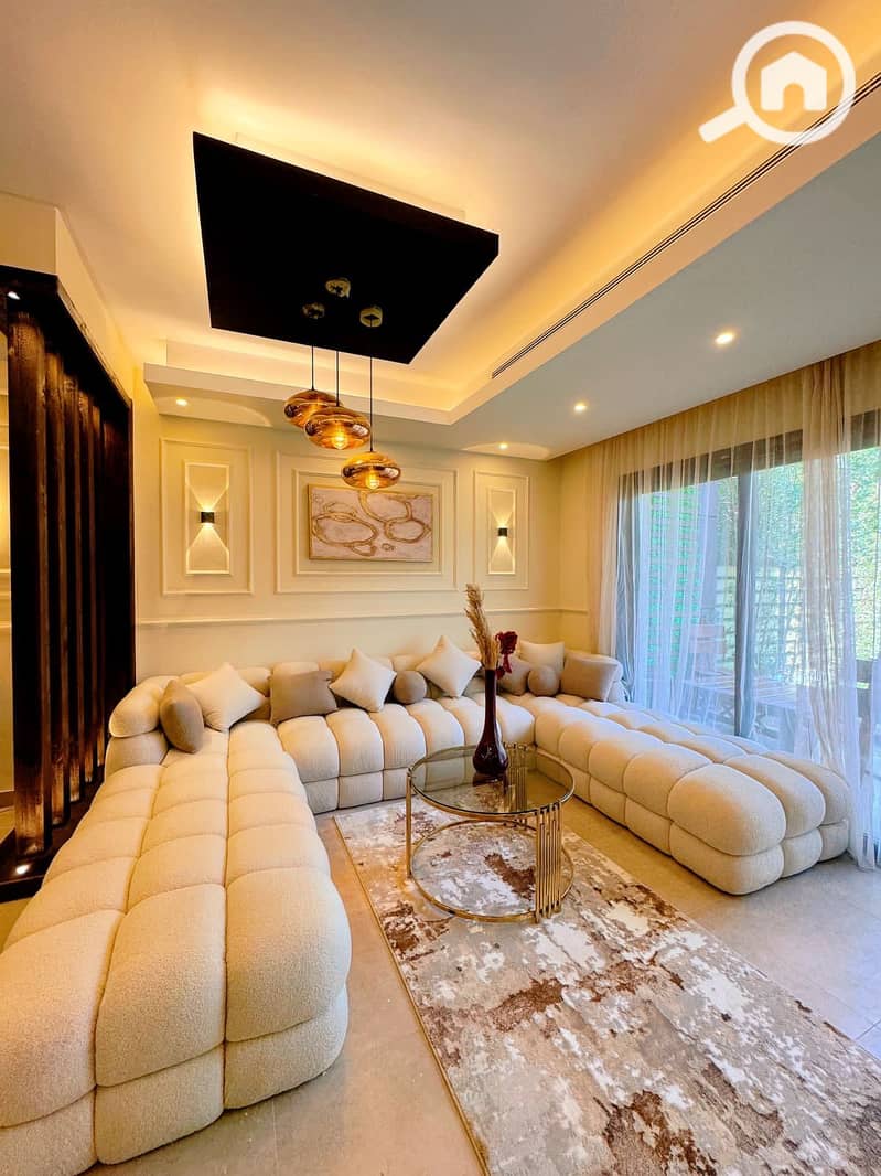 Townhouse for rent New Cairo Fifth Settlement Hyde Park Golden Square near AUC fully furnished high end finishing ready to move - Aanzicht 2