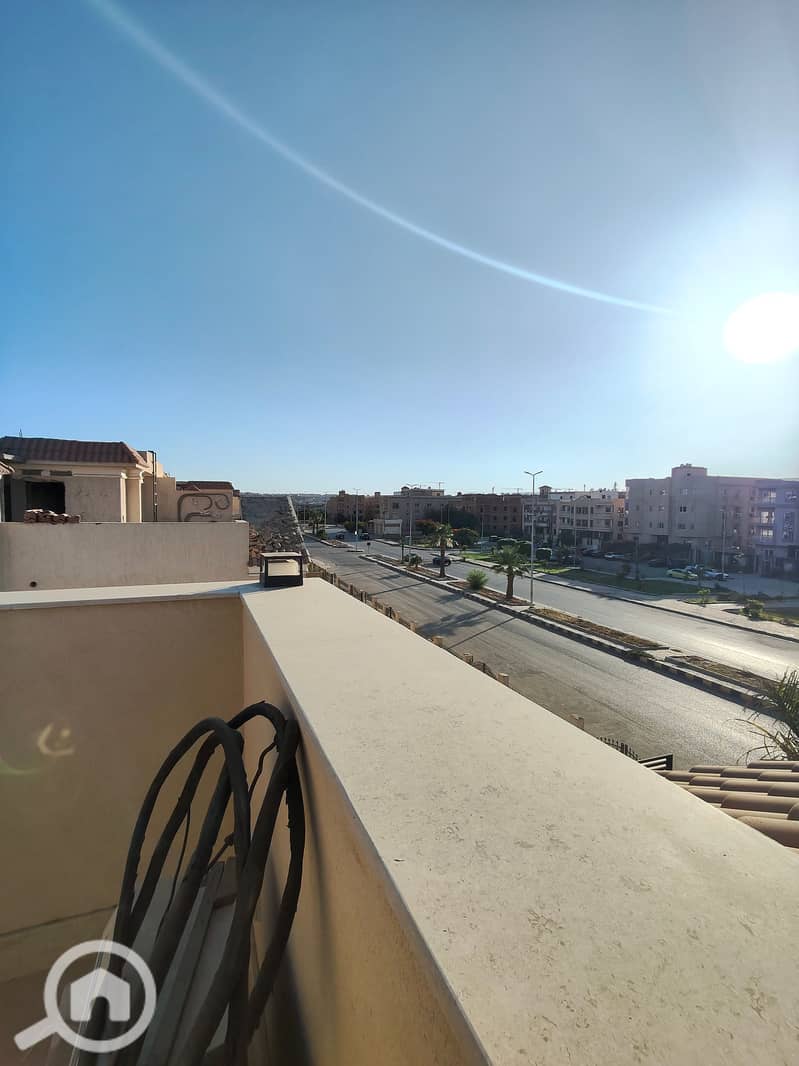 67 92585. jpg