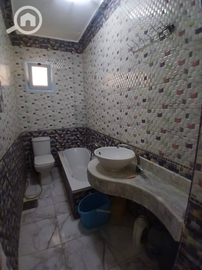 8 52382. jpg