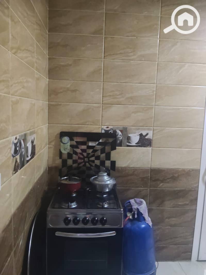 4 1000840300. jpg