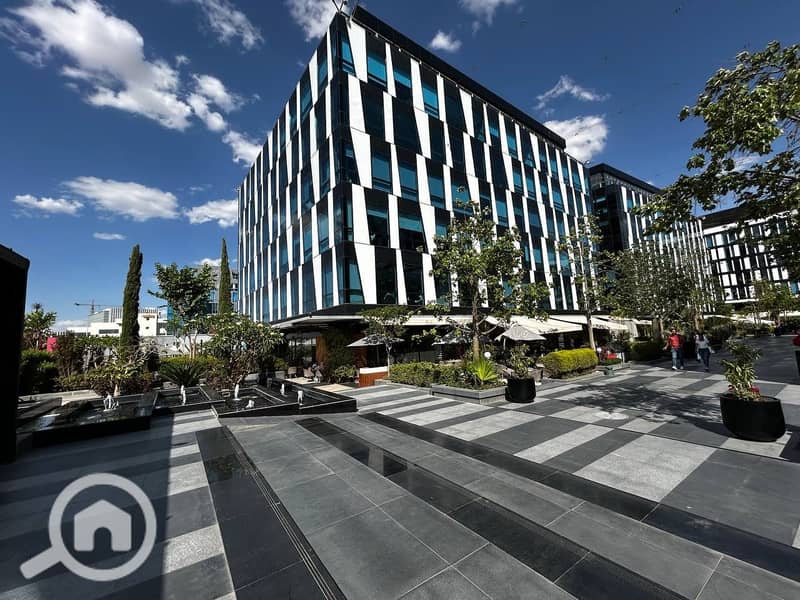 Office Fully finished for rent in park st. 90m el sheikh zayed - Vista 5