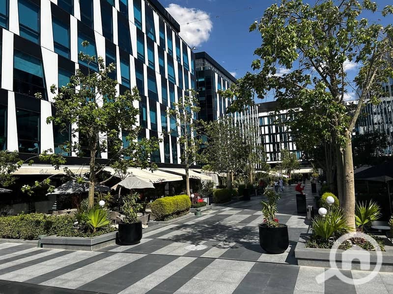 Office Fully finished for rent in park st. 90m el sheikh zayed - Altro