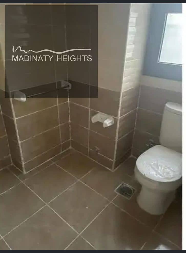 3 8fb86dd7-de55-49d7-83d0-8a350d54e104. jpg
