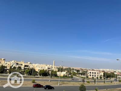 شقة 4 غرف نوم للايجار في 6 اكتوبر، الجيزة - 1000302502. jpg