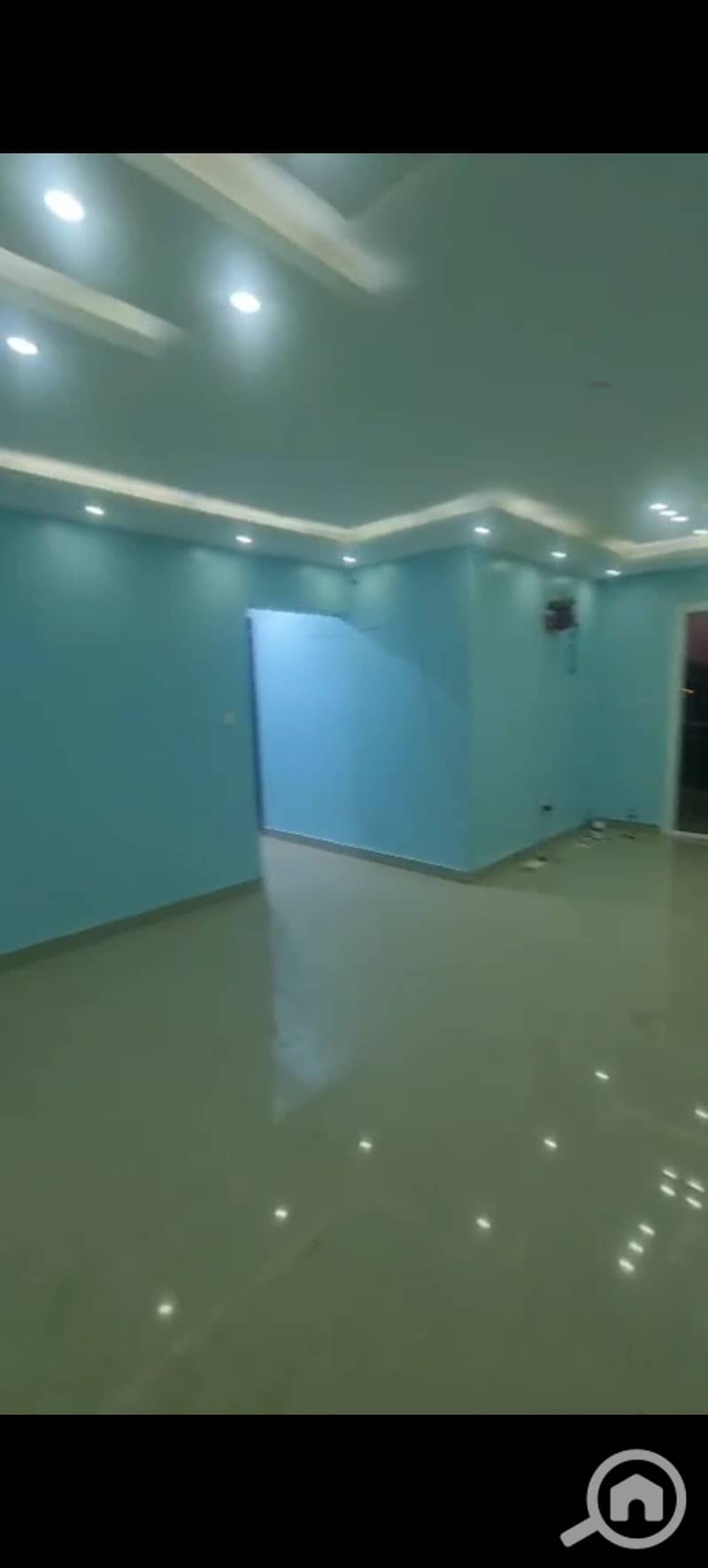 2 1000839472. jpg