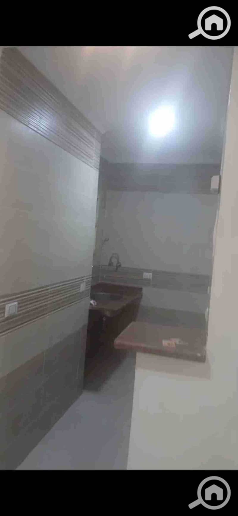 3 fdk1q319mO1fj873NFUH2JR1pfOQsYctQT6E52hJ. jpg