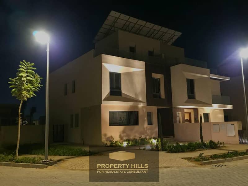 A stunning apartment with immediate delivery, featuring the distinctive finish of Sodic in Sheikh Zayed, next to Emaar, near the Dahshour link. - Bild 6