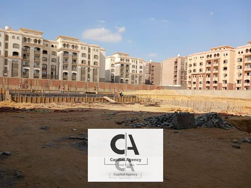 Apartment for sale 130 meters fully finished in the heart of the Fifth Settlement next to the American University | With a down payment of only 10% | - Widok 2