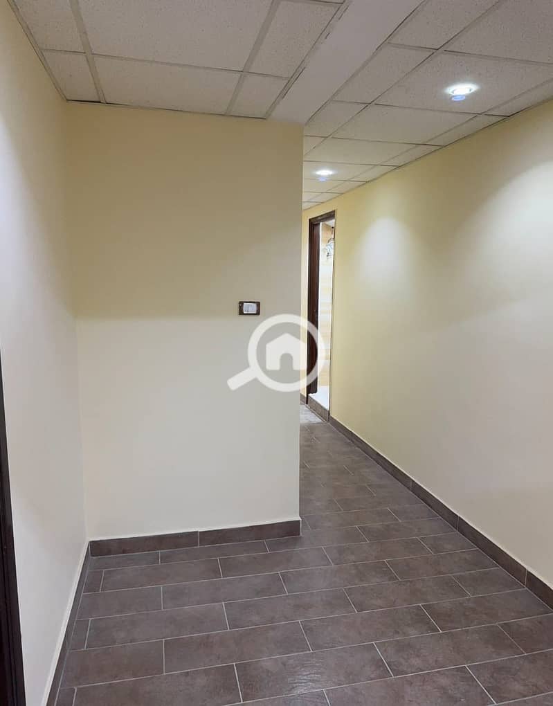 5 de9324d0-f3d9-4fe5-ae70-1dcbf4ca9adf. jpg