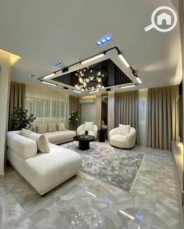 4 645451165_1227602602906931_1135397015307928191_n. jpg