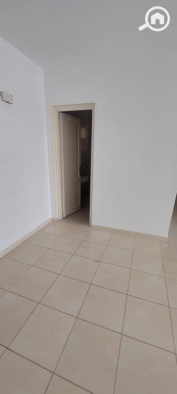 8 159ca8cb-be44-46d6-b0b7-21ded838d871. jpg