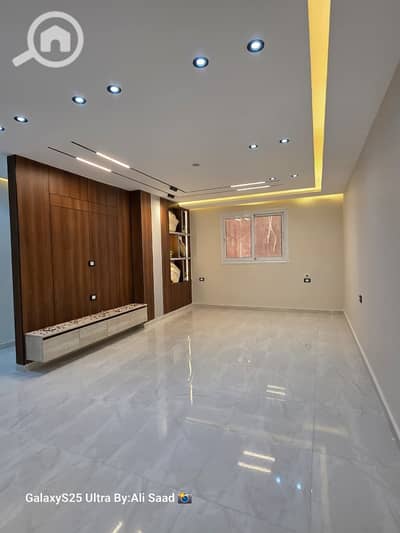 3 Bedroom Flat for Sale in Hadayek al-Ahram, Giza - 1001352366. jpg