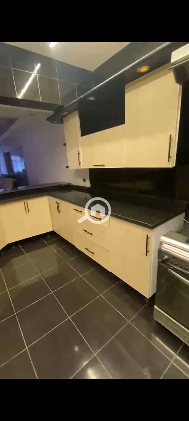 5 1000667760. jpg