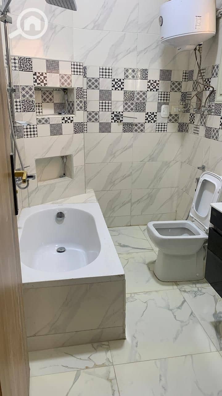 20 1000392989. jpg