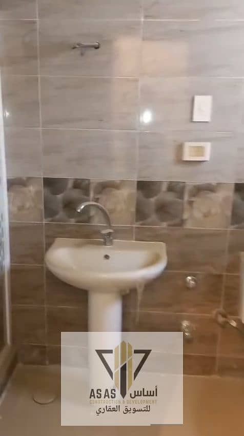 6 21663. jpg