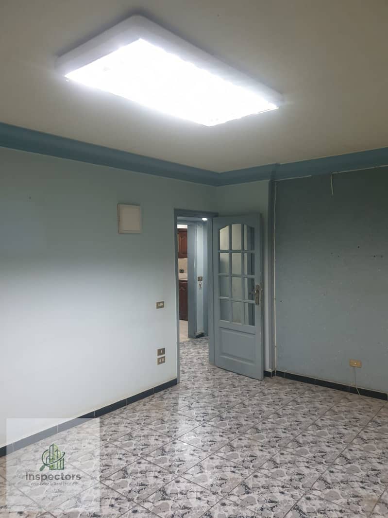 16 d9708b5b-3fff-49f5-9069-9becaf3d0fac. jpg