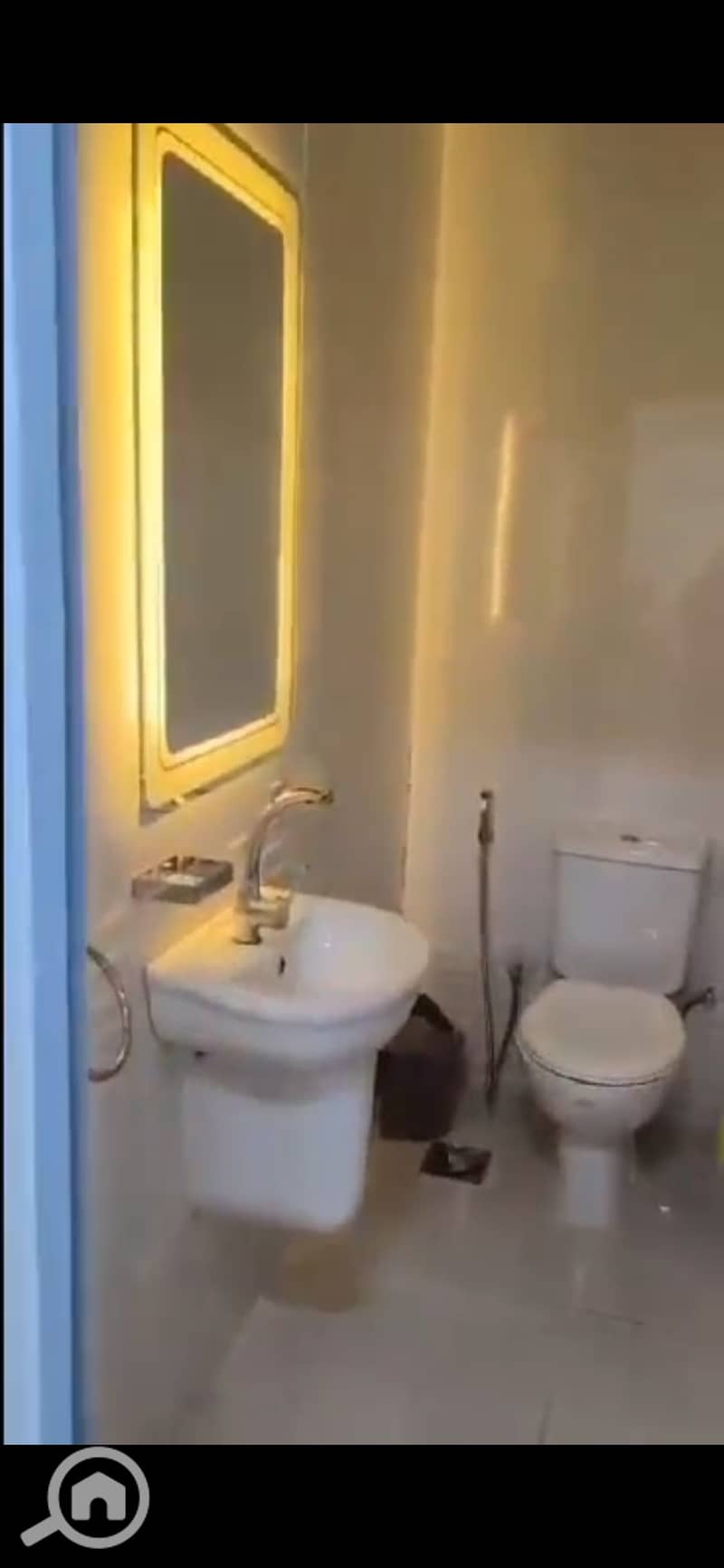 2 1000180525. jpg