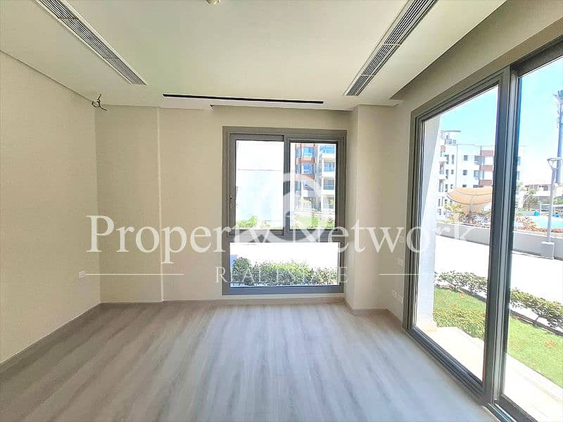 16 AMK087 (16). png