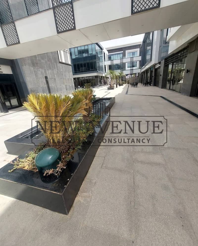 Administrative Income Office for Sale fully Finished with Ac’s in Agora Mall New Cairo - Aanzicht 4