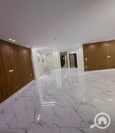 4 Bedroom Flat for Sale in 6th of October, Giza - Screenshot_2026-07-22-13-17-14-04_6012fa4d4ddec268fc5c7112cbb265e7. jpg