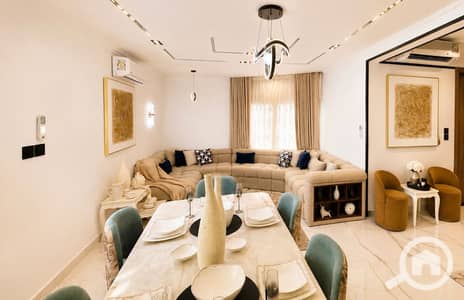 فلیٹ 3 غرف نوم للايجار في المهندسين، الجيزة - Dining with living wide angle apartment 2. jpg فلیٹ 3 غرف نوم للايجار في المهندسين، الجيزة - Dining with living wide angle apartment 2. jpg