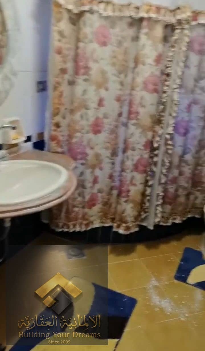 7 89901. jpg