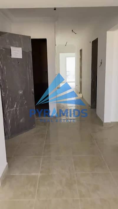 4 Bedroom Flat for Sale in Madinaty, Cairo - 8c79aab4-edb3-49d4-b01f-2f8519961fc2. jpg 4 Bedroom Flat for Sale in Madinaty, Cairo - 8c79aab4-edb3-49d4-b01f-2f8519961fc2. jpg