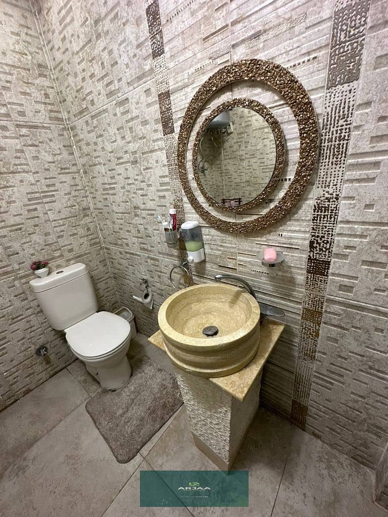 4 1001129375. jpg