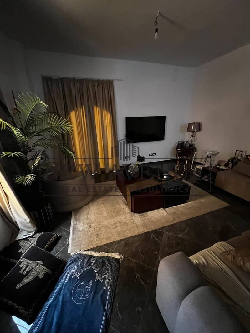 Prime location overlooking greenery - ready to move - super lux finishing - ground apartment sale in El yasmeen 8 yillas - New Cairo - Bild 3