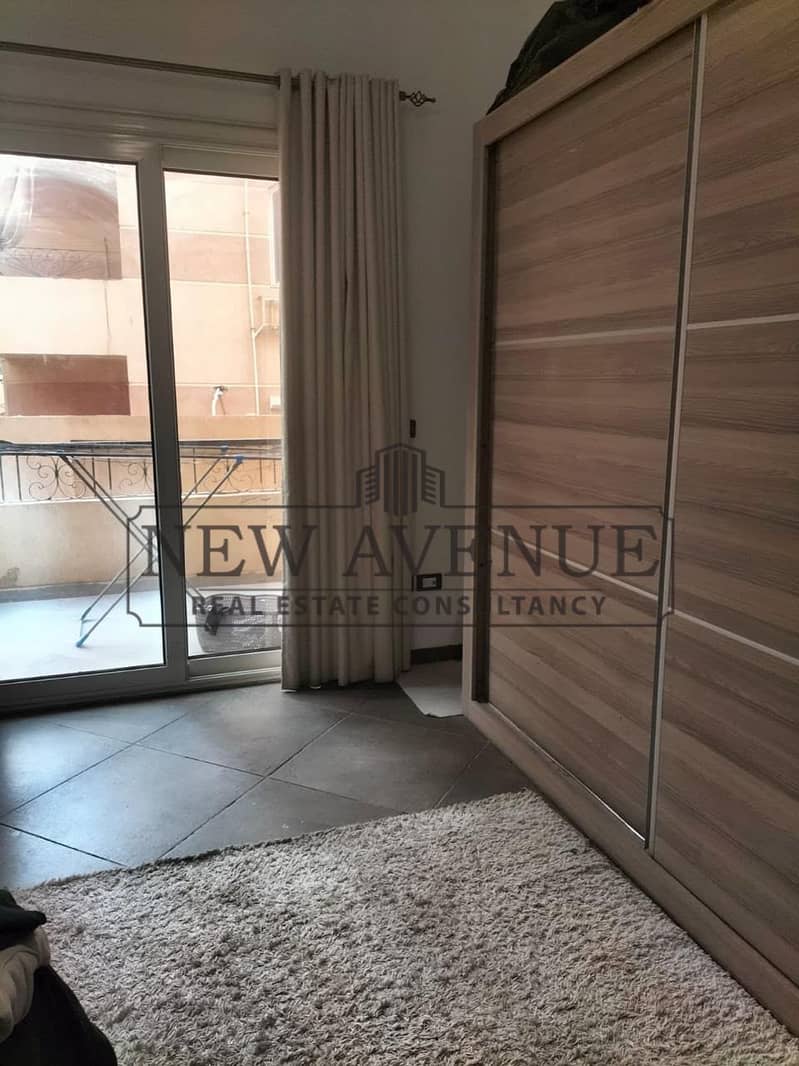 Prime location overlooking greenery - ready to move - super lux finishing - ground apartment sale in El yasmeen 8 yillas - New Cairo - Bild 6