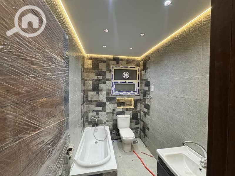Apartment 3rd floor ultra super lux ba7ary 100% direct on wide garden in wesal - Vista 4
