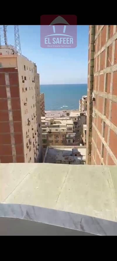 4 Bedroom Flat for Sale in Sporting, Alexandria - 87cbe65d-4157-4177-9728-b1757b2fc8bc. jpg
