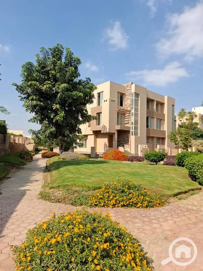 8 Bedroom Twin House for Sale in 6th of October, Giza - WhatsApp Image 2025-10-15 at 2.45. 12 PM (1). jpeg