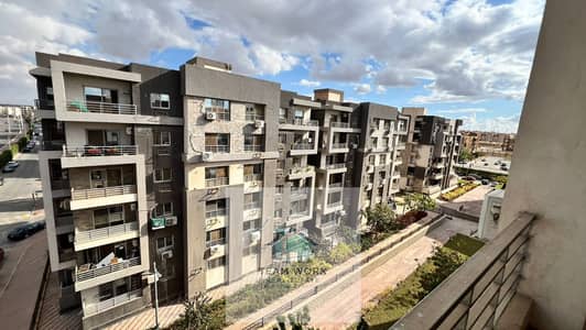 3 Bedroom Apartment for Sale in Sheikh Zayed, Giza - 8ed422e6-e5d5-4c2f-8d33-55b091aaf57d. jpg 3 Bedroom Apartment for Sale in Sheikh Zayed, Giza - 8ed422e6-e5d5-4c2f-8d33-55b091aaf57d. jpg