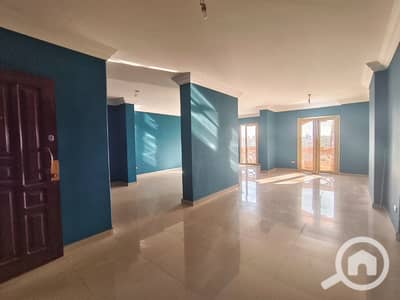 3 Bedroom Flat for Sale in Zizinia, Alexandria - 753ee366-b02e-4c36-adfa-dd72e725af87. jpg