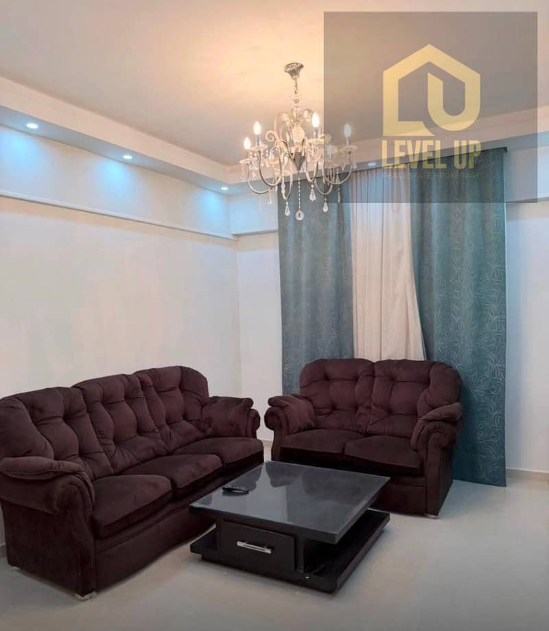 partly furnished apartment for rent in el banafseg 10 - Meer