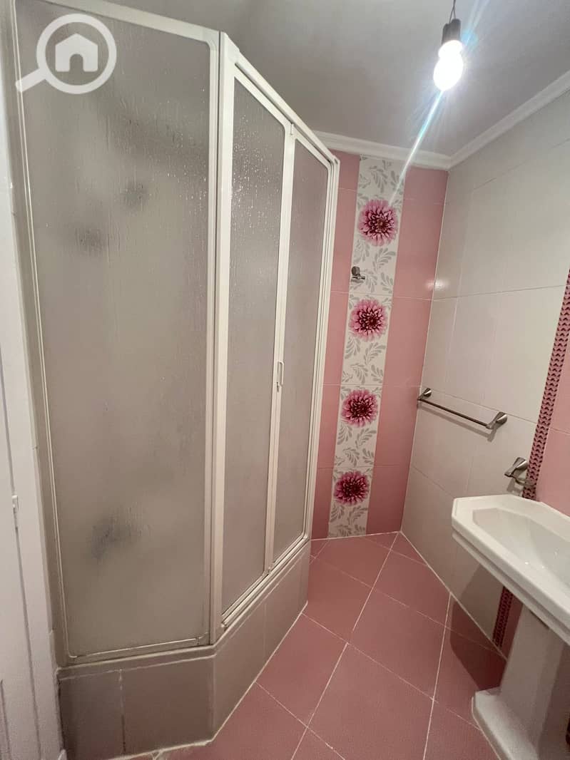 5 251582. jpg