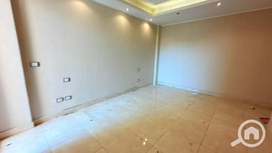 3 Bedroom Apartment for Sale in Shorouk City, Cairo - 1149e354-419c-4d4b-a461-3c8c9d93df76. jpg 3 Bedroom Apartment for Sale in Shorouk City, Cairo - 1149e354-419c-4d4b-a461-3c8c9d93df76. jpg