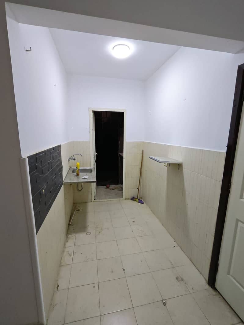 70M ground floor unit in a prime location with a wonderful view superlux finish Located in the Al-Mostaqbal Buildings District 12 Sheikh Zayed. – další