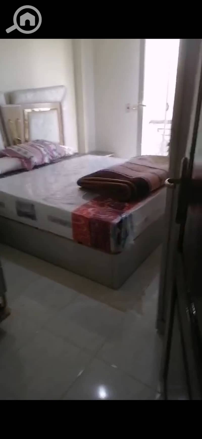 5 1000693985. jpg