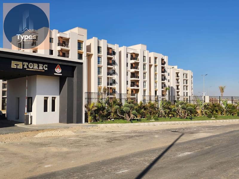 For sale: Resale apartment, ready for immediate occupancy, 140 sq m, fully finished, open landscape view, sea view, second floor with elevator, prime - Vista 6