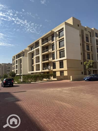 3 Bedroom Apartment for Sale in New Cairo, Cairo - moon (2). jpg 3 Bedroom Apartment for Sale in New Cairo, Cairo - moon (2). jpg