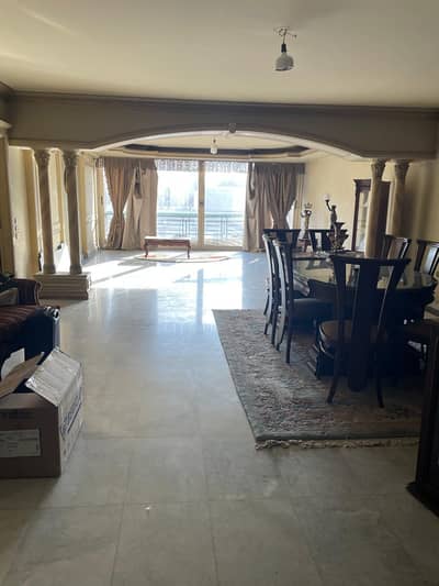 3 Bedroom Apartment for Sale in Heliopolis, Cairo - شقة للبيع في بارقي منطقه بارض الجولف - Heliopolis - من المالك 230م