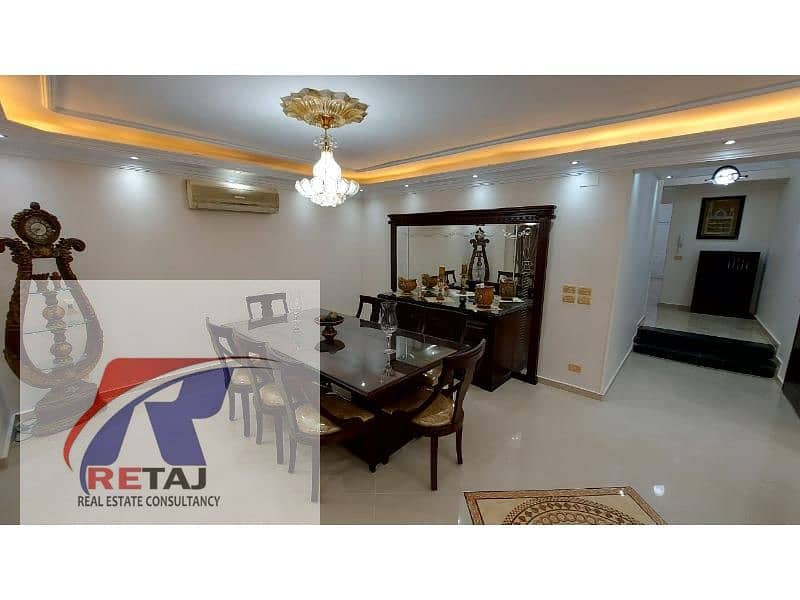 240 sq m apartment, first floor, furnished, suitable for families and long-term rentals. Near Al-Siraj Mall, end of Makram Ebeid Street. – pohled 3