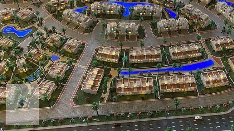Villa for sale with immediate delivery in Mostakbal City (Rosail City) Compound Rosail City Mostakbal, featuring four bedrooms, a room for the maid, and four bathrooms. - Vista 5