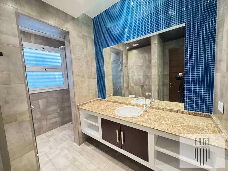 6 bd77da30-5172-4235-80b6-bc309694e28e. jpg
