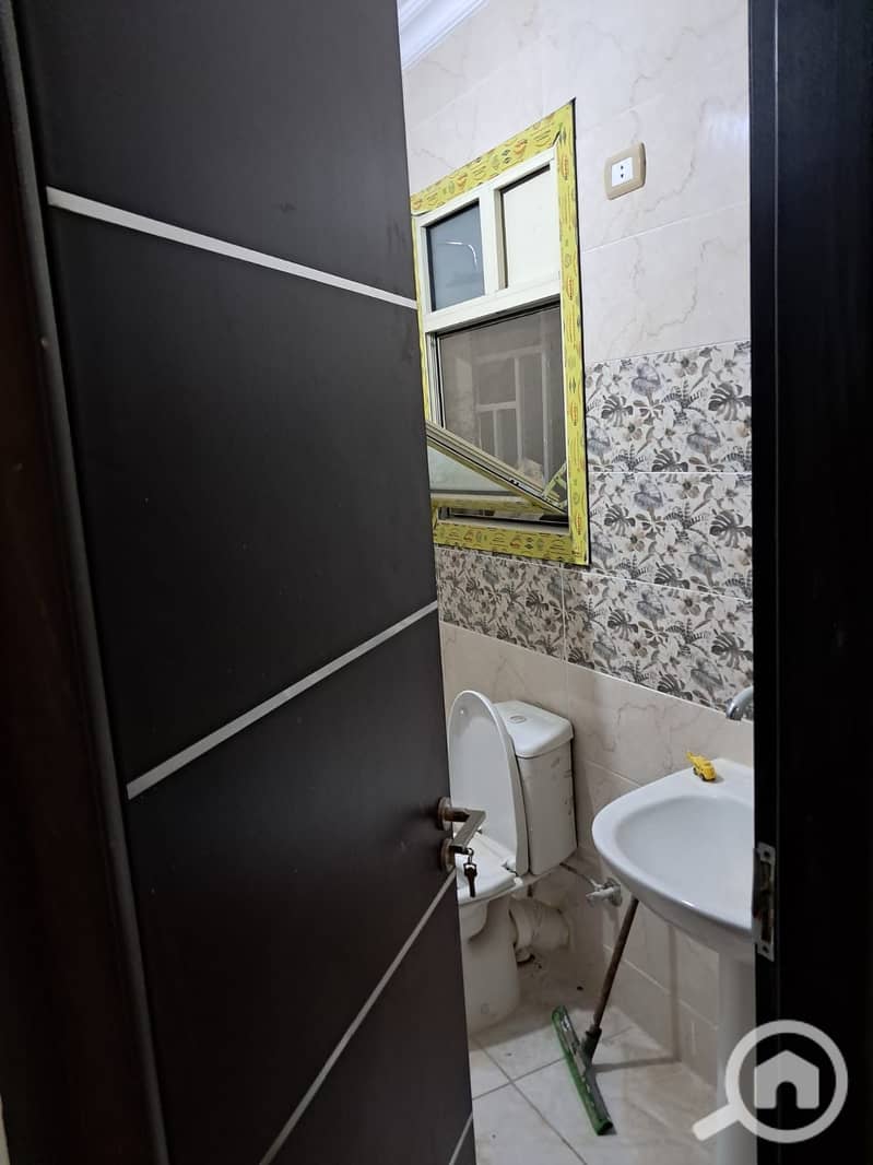 9 a6834ca3-b141-4a05-ac89-f6f9f49739b9. jpg