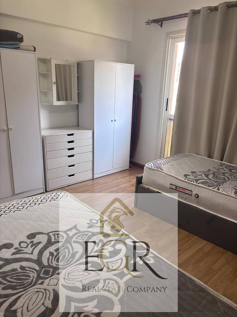 12 a3ed83ba-f792-4fea-a152-2de3f5fb3858. jpg
