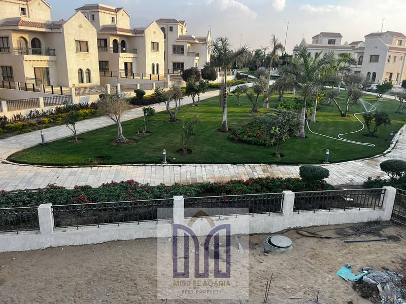 Premium Villa in Celia New Capital | Ready to Move | Prime Location Near Club & Gate | Open Garden View - Ansicht 2
