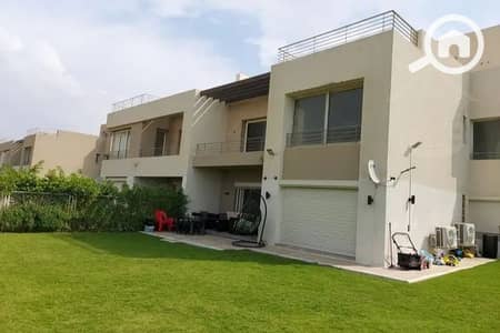3 Bedroom Flat for Sale in 6th of October, Giza - Background (16). png